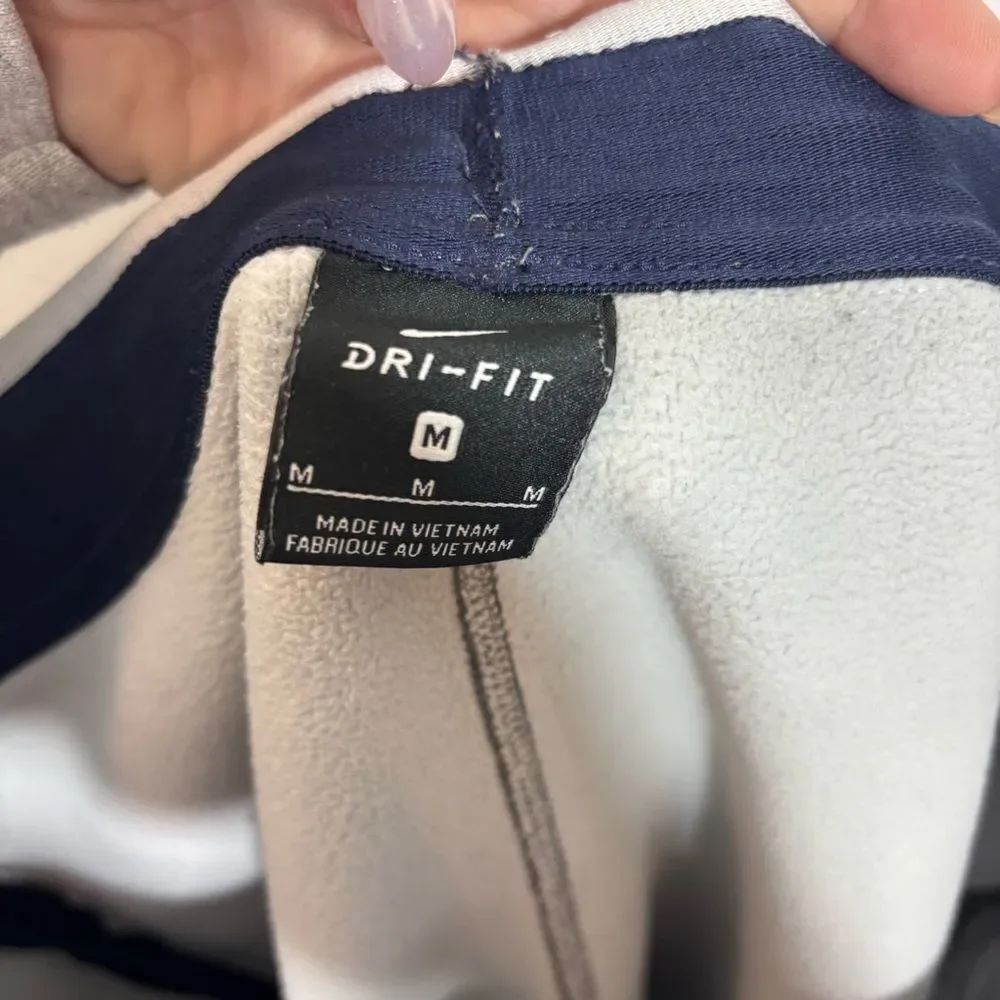 Nike Men's Grey Athletic Elastic Waist BYU Shorts Medium Brigham Young On Field